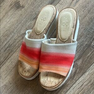 Vince Camuto Women's Gradient Red and Orange Mules